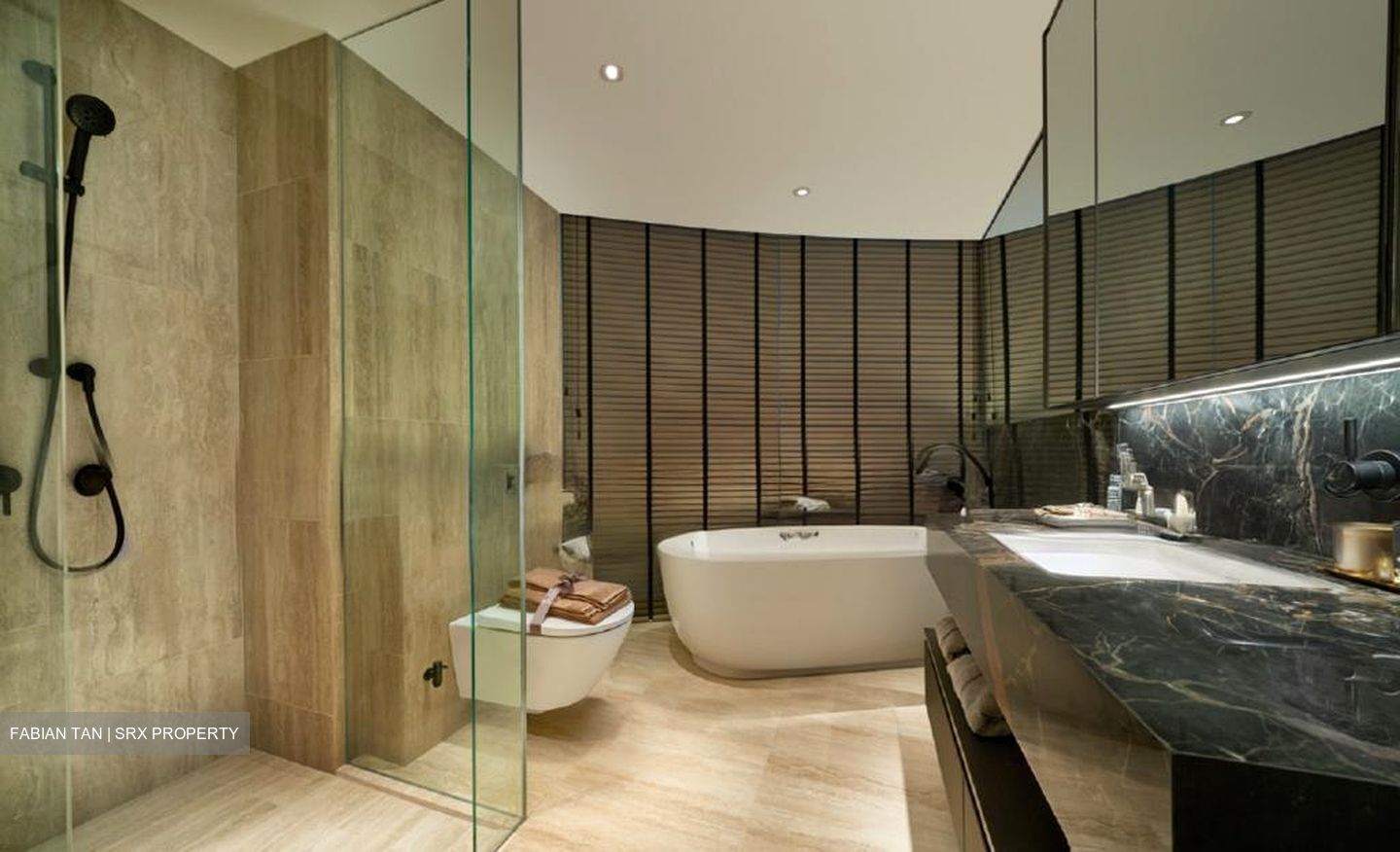 PS100 (D2), Condominium #526536941